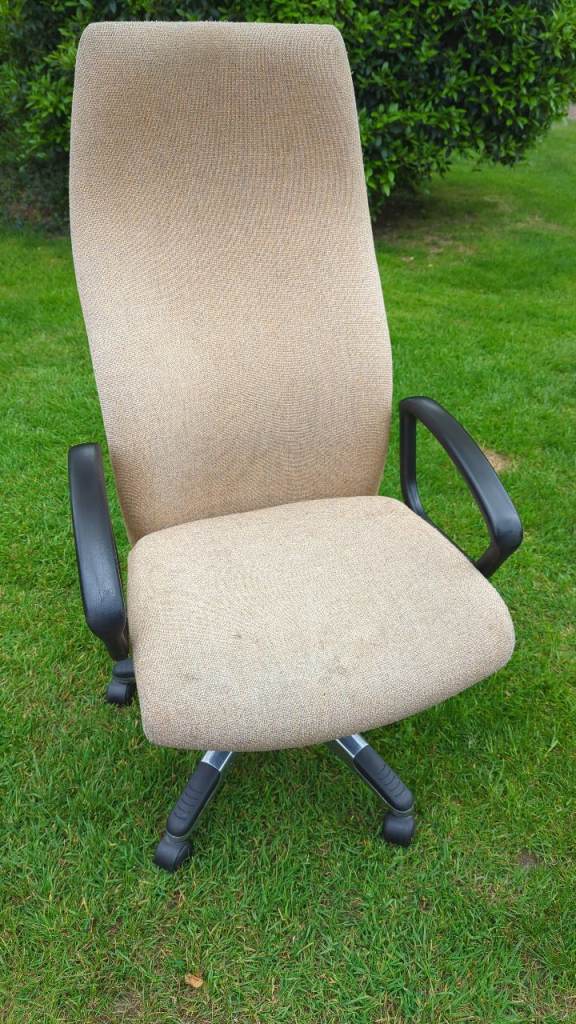 Office swivel chair 