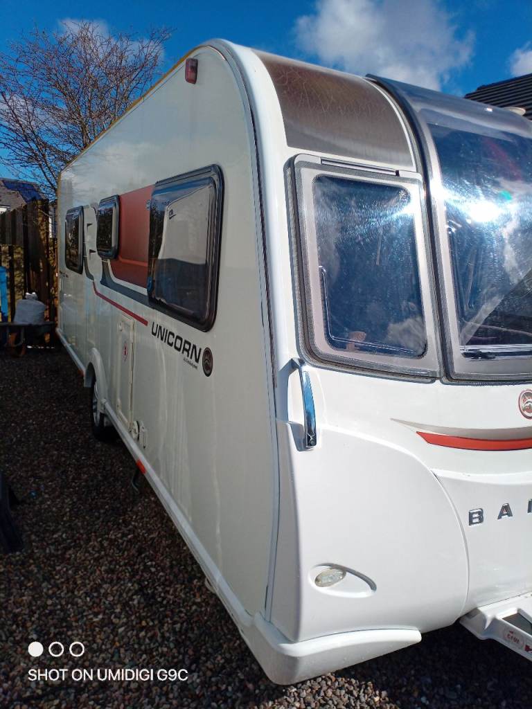 4 Berth, 2016 Bailey Unicorn Vigo , Transverse,Fixed Bed.