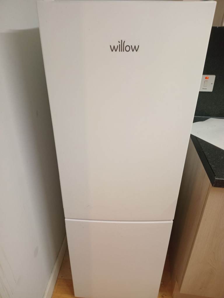 Fridge freezer, cooker, washing machine £30 each or all for £70