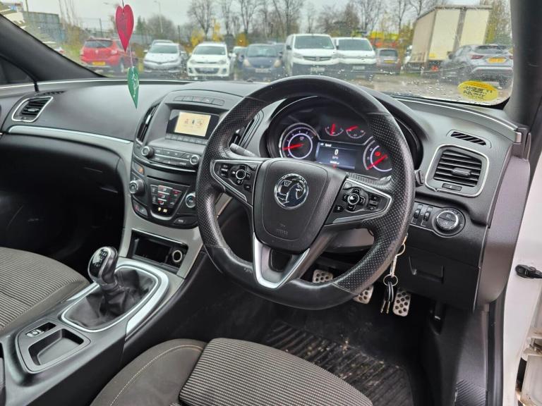 2015 Vauxhall Insignia 2.0 CDTi Limited Edition Hatchback 5dr Diesel Manual Euro 5 (130 ps) Hatch...