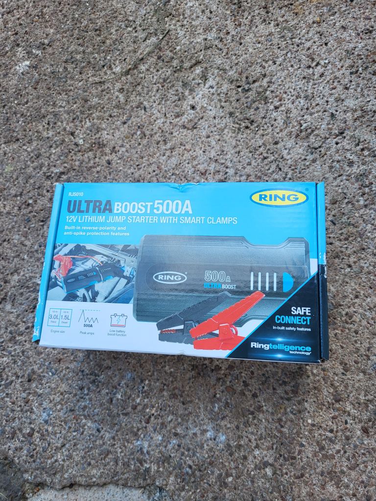 Lithium ultra boost jump starter 