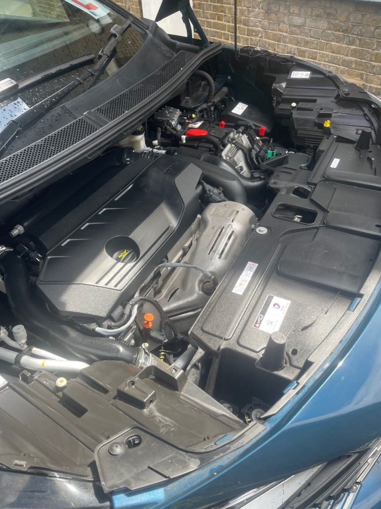 Peugeot, 3008, Hatchback, 2021, Semi-Auto, 1598 (cc), 5 doors