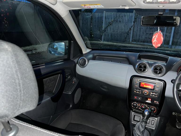 2015 Dacia Duster 1.5 dCi 110 Laureate 5dr HATCHBACK Diesel Manual
