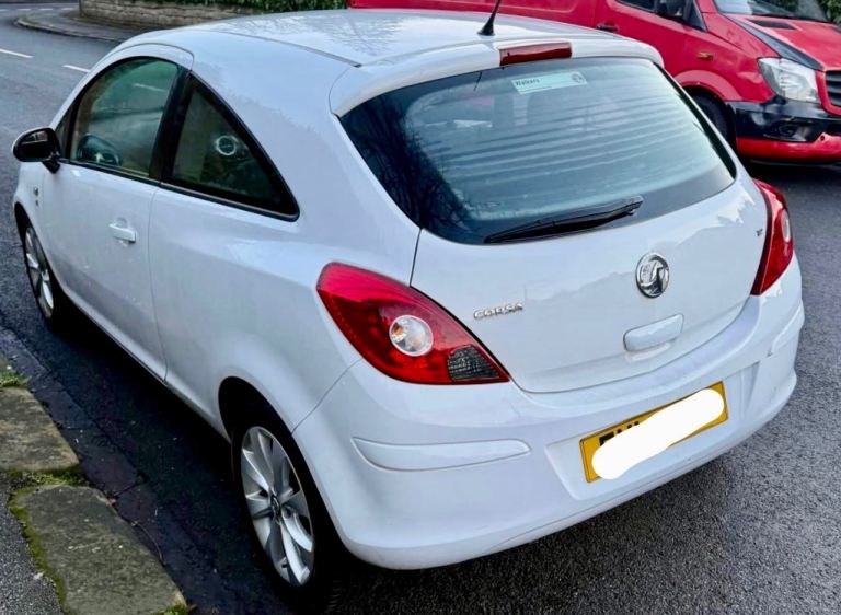 Vauxhall Corsa ❄️❄️ 1.2 16v petrol Excite Facelift Model 85 bhp Hpi clear Great car (2014 14)