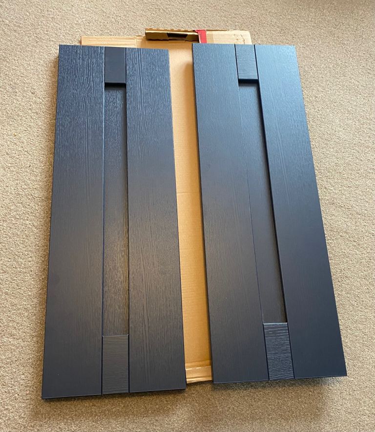 2 x kitchen unit doors BRAND NEW & BOXED