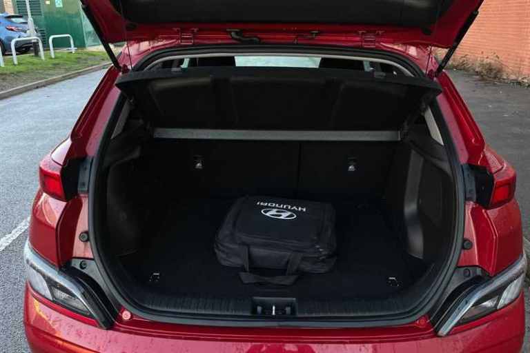 2022 Hyundai KONA 64kWh Premium SUV 5dr Electric Auto (10.5kW Charger) (204 ps) SUV Electric Auto...