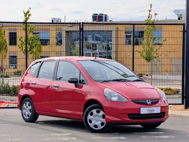 HONDA JAZZ 1.2 i-DSI S Full Service History 8,000 MILES! Red Manual Petrol 2008
