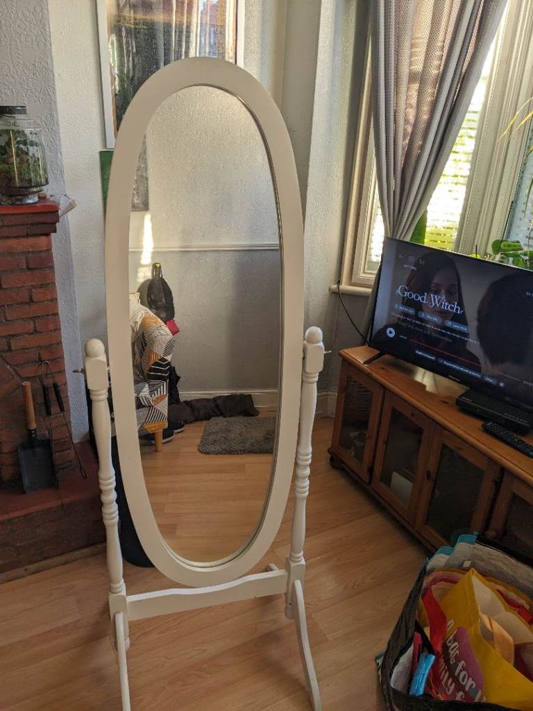 Mirror with wooden stand 
