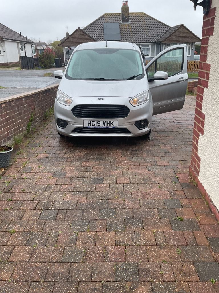 Ford Transit Courier Van 2019