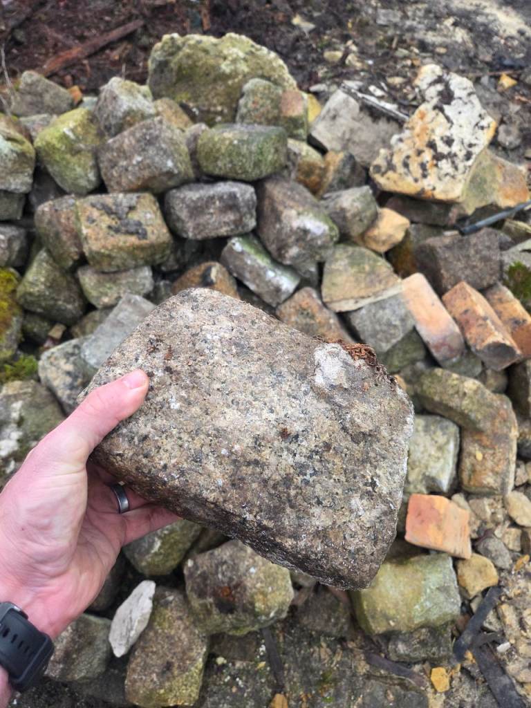 Granite cobble setts