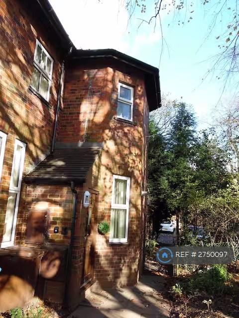 2 bedroom house in St. Christopher Avenue, Stoke-On-Trent, ST4 (2 bed) (#2750097)
