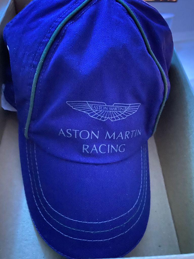 Cap Aston Martin Hackett 