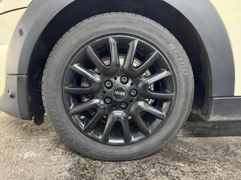 2015 MINI Hatch 1.5 Cooper 5dr HATCHBACK PETROL Manual