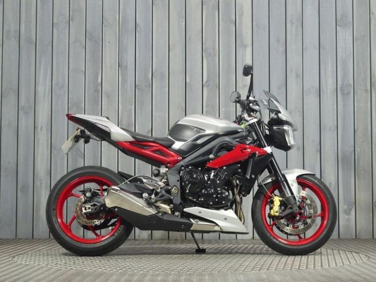 2016 16 TRIUMPH STREET TRIPLE 675