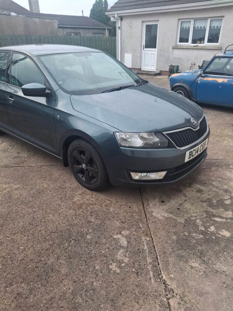 Skoda, RAPID, Hatchback, 2014, Manual, 1598 (cc), 5 doors