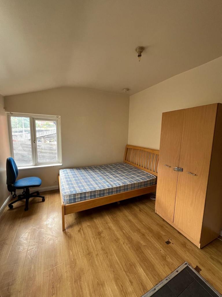 Studio Flat