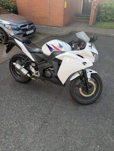 Honda, CBR 125 R-C, 2014, 125 (cc)