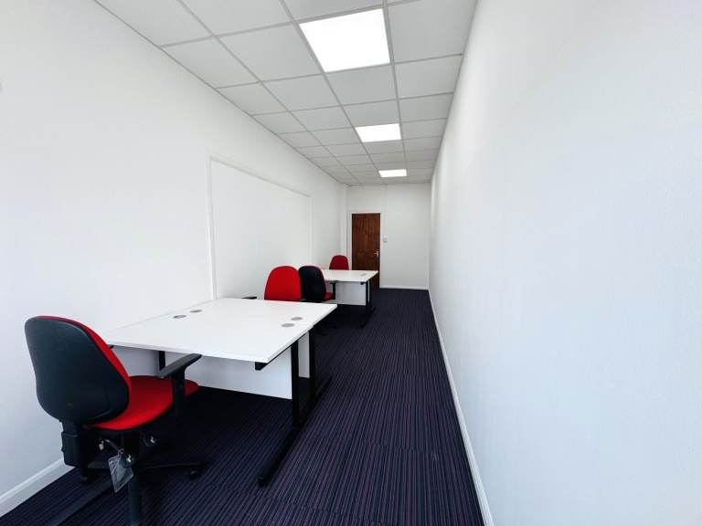 Medium Office Spaces to Rent In Park Royal NW10