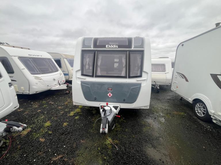 Elddis Affinty 554 2016 4 berth fixed island bed 