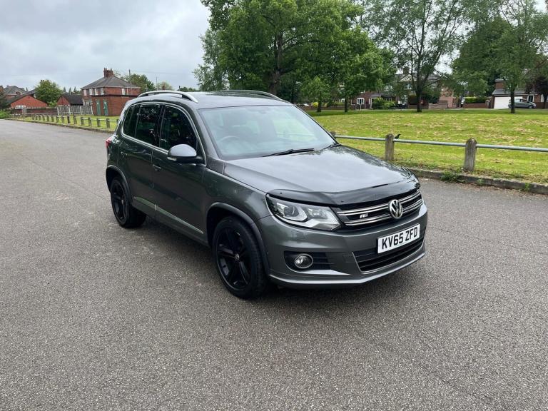 2015 Volkswagen Tiguan 2.0 TDI BlueMotion Tech R-Line DSG 4WD Euro 6 (s/s) 5dr SUV Diesel Automatic