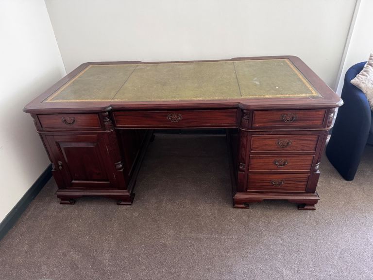 Traditional Leather Top Double Pedestal Desk