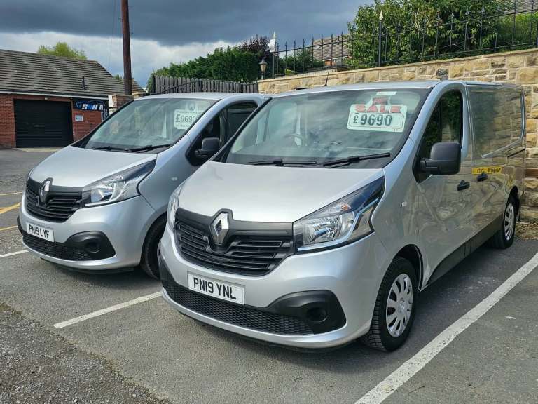 2019 Renault Trafic SL27 ENERGY dCi 125 Business+ Van 2x in stock 1 owner  PANEL VAN Diesel Manual