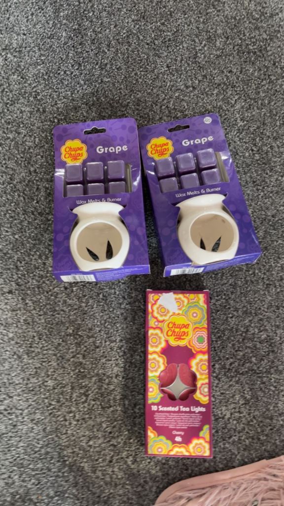 Wax melt burner sets and tea lights