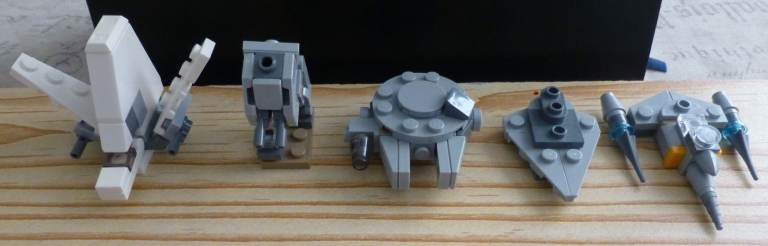 5 Star Wars Micro Lego vehicles