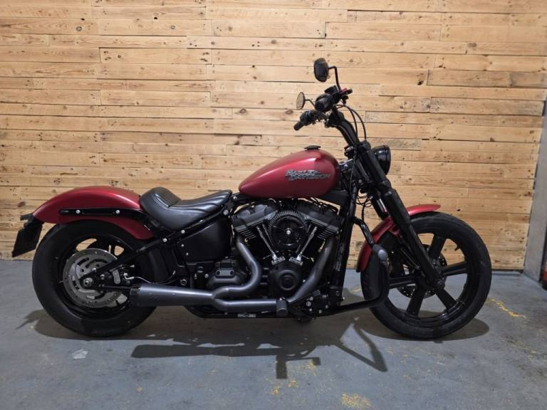 2019 Harley-Davidson SOFTAIL STREET BOB FXBB Vivid Black (19MY) Custom Cruiser PETROL Manual
