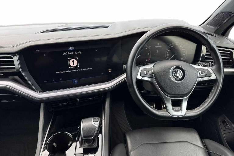 2018 Volkswagen Touareg 3.0 V6 TDI 4Motion R-Line Ã¢Â­Â14 way power adjustment, Innovation cockp...