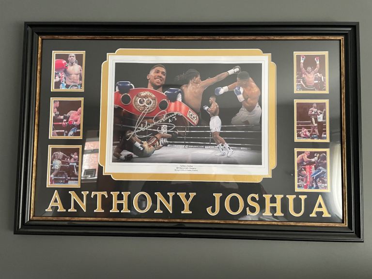 Anthony Joshua signed framed photo/display