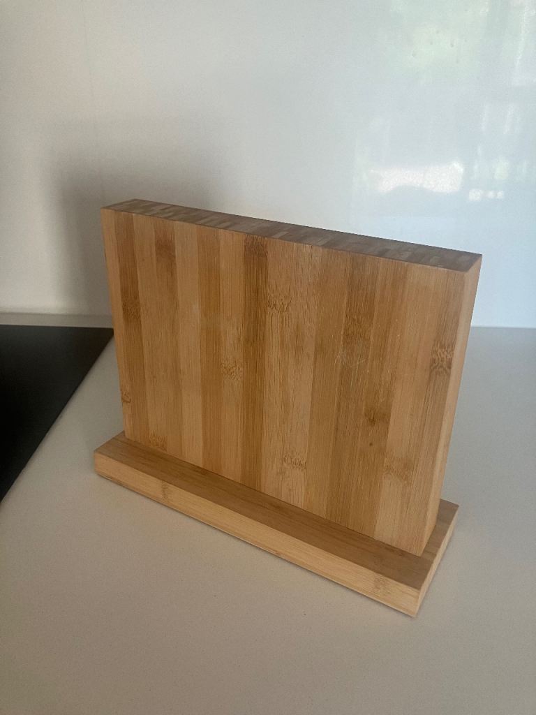 Magnetic bamboo kitchen knife rack