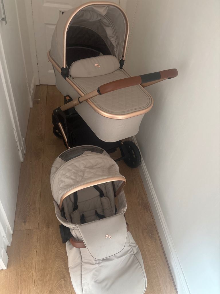 Stunning Grey and Rose Gold Pram & Pushchair with Carrycot and Car Seat