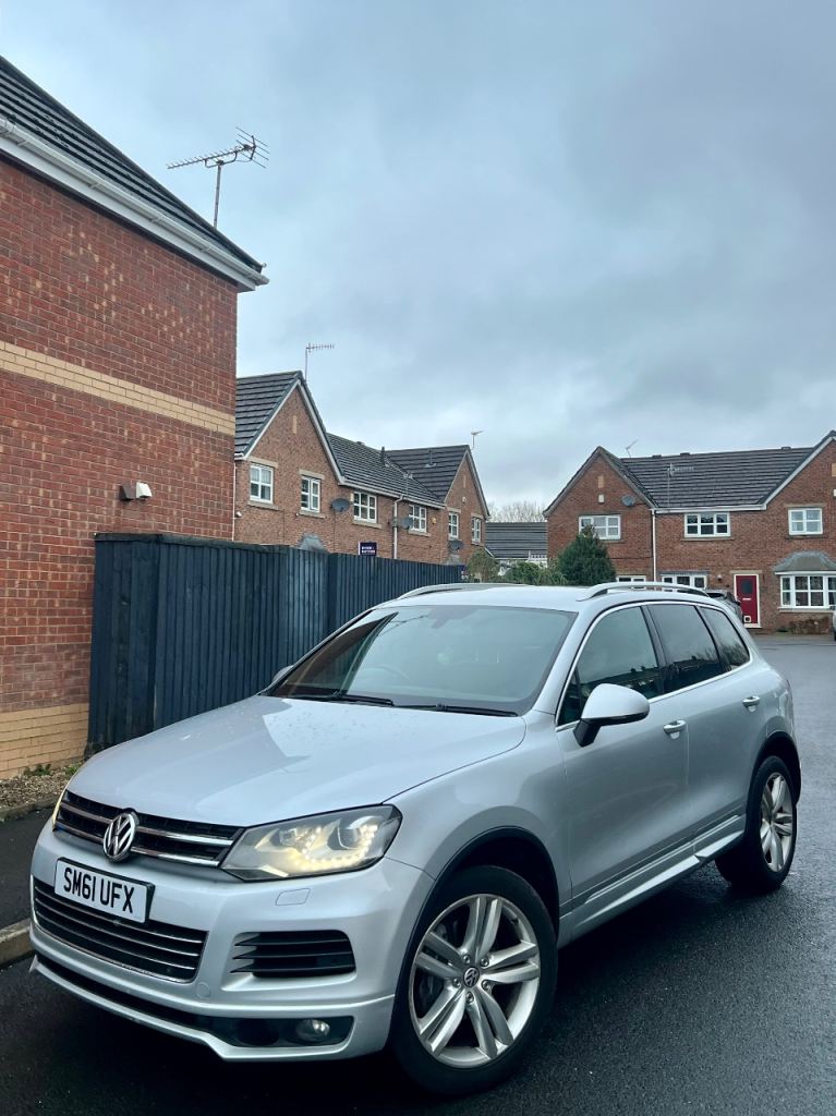 Volkswagen, TOUAREG, Estate, 2012, Semi-Auto, 2967 (cc), 5 doors