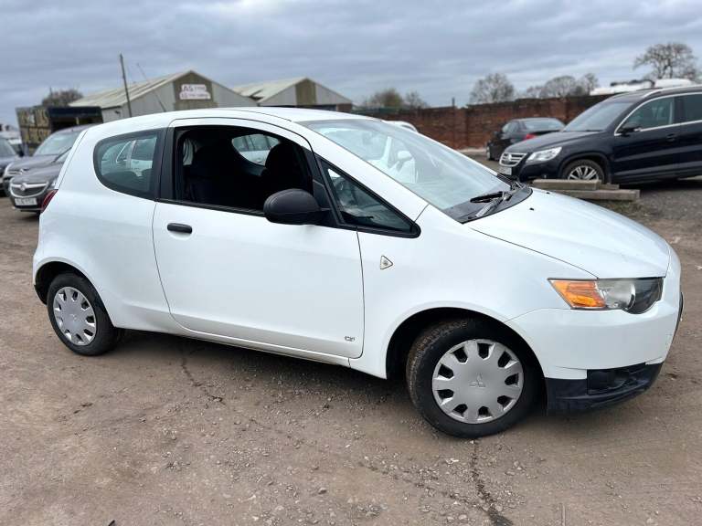 MITSUBISHI COLT 1.1 CZ1 2009