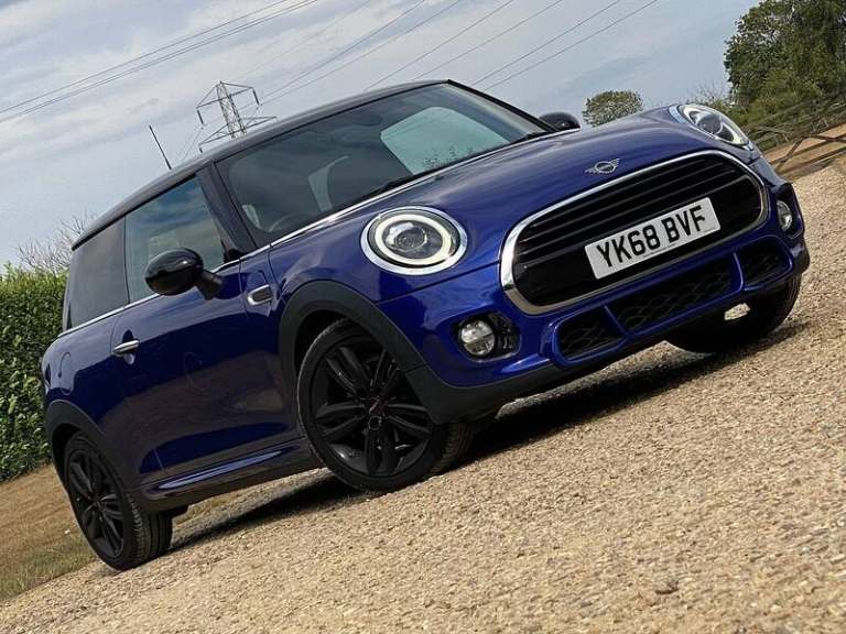 MINI Hatch Cooper Sport Hatchback Petrol Manual