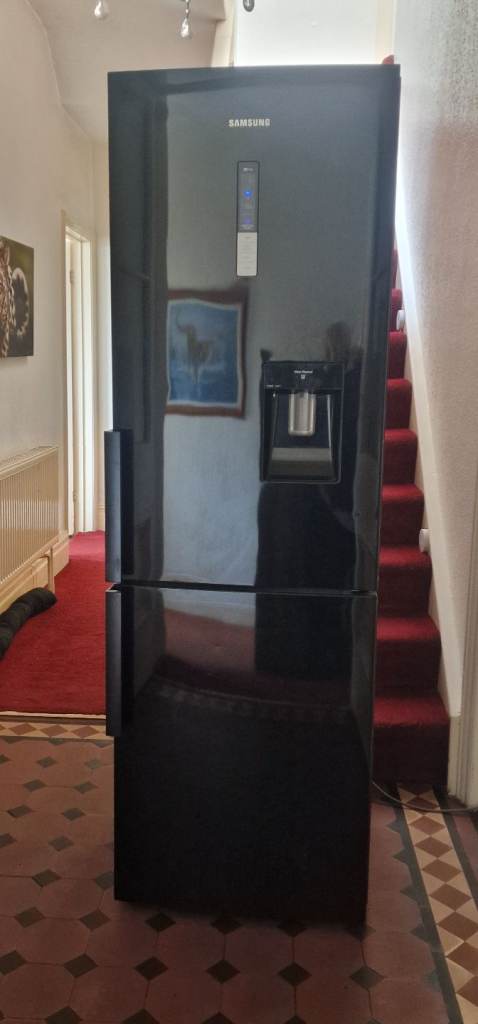 Black fridge freezer 