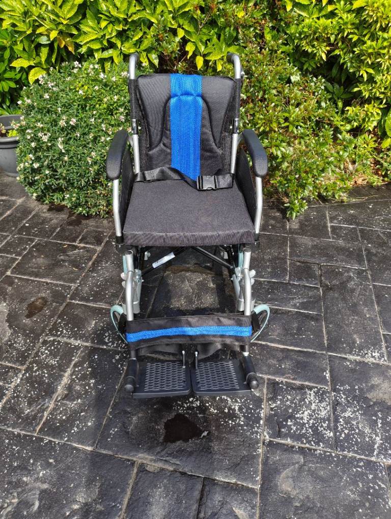 Elitecare Child's Lightweight Wheelchair 