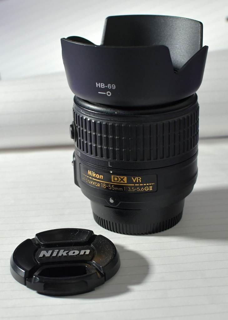 Nikon AF-S DX Nikkor 18-55mm f/3.5-5.6 GII VR Lens. Excellent condition.