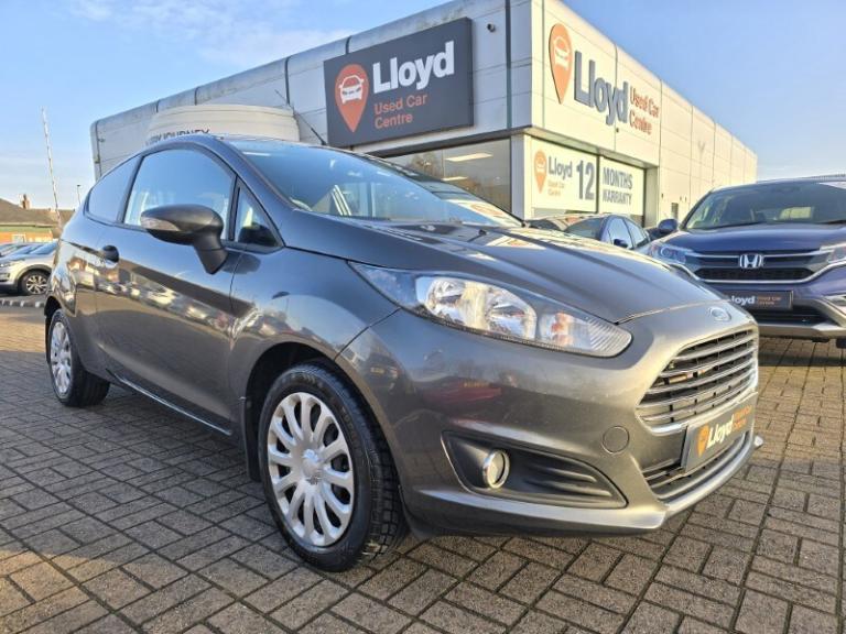 FORD COMMERCIAL FIESTA 1.5 TDCi Van