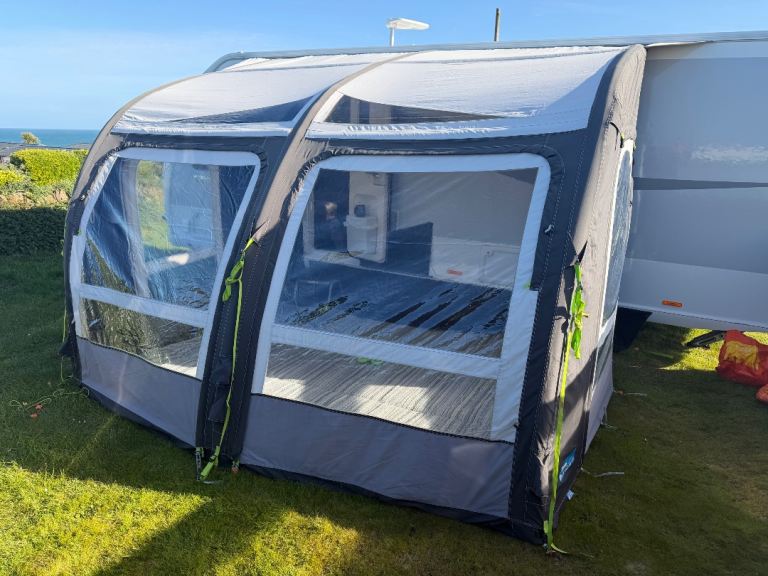 Kampa/Dometic Rally Air Pro 330