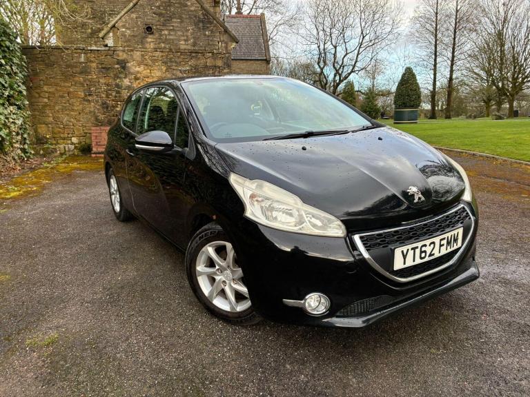 2012 Peugeot 208 1.2 VTi Active Euro 5 3dr HATCHBACK Petrol Manual