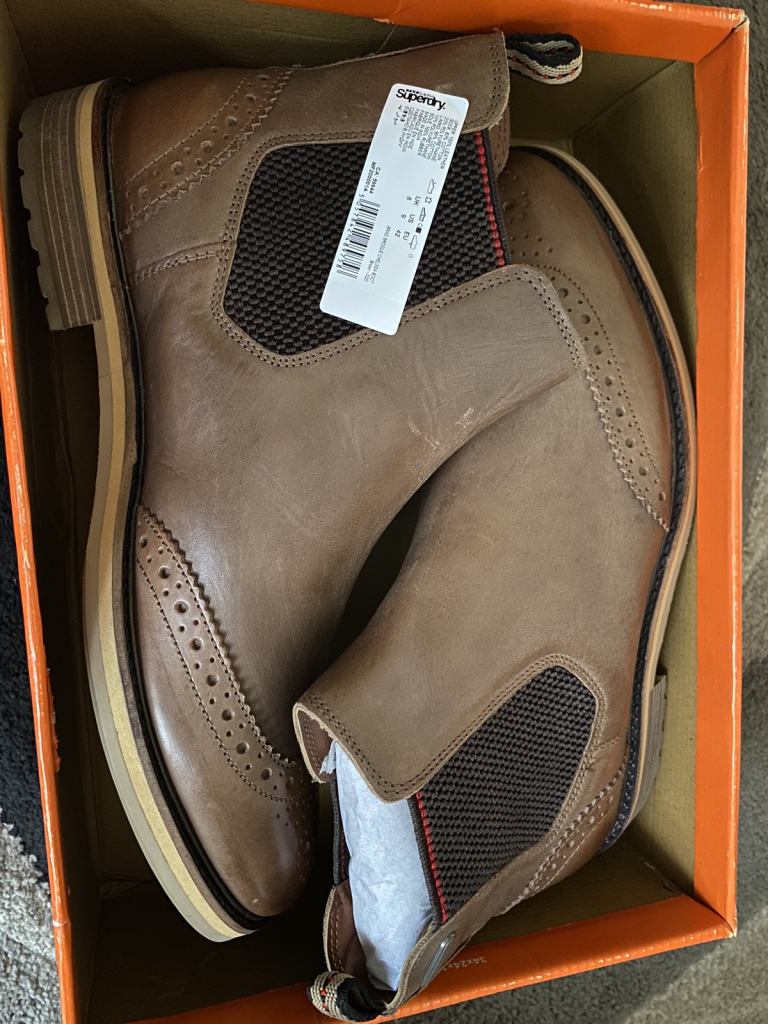 Superdry Chelsea boots (new) 