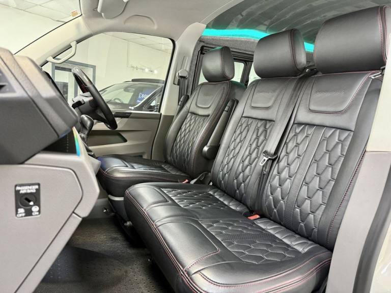 2021 Volkswagen Transporter 2.0 TDI 150 Highline Kombi Van DSG WINDOW VAN DIESEL Automatic