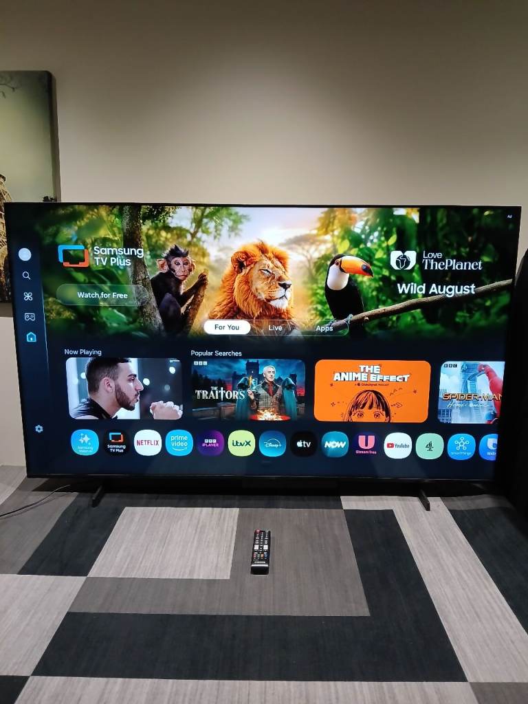 Samsung 65" 4K Crystal Ultra HD HDR LED Smart TV UE65U8020F