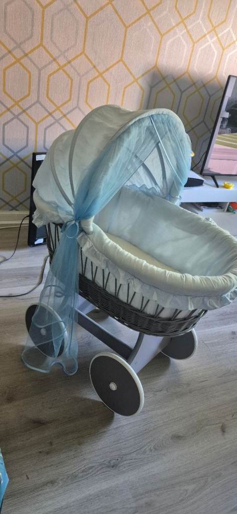 Large Moses Basket with Blue Canopy & Wheels
