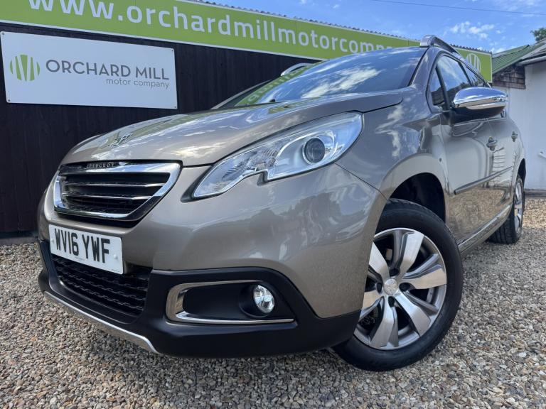 PEUGEOT 2008 1.2 PureTech Allure 2016