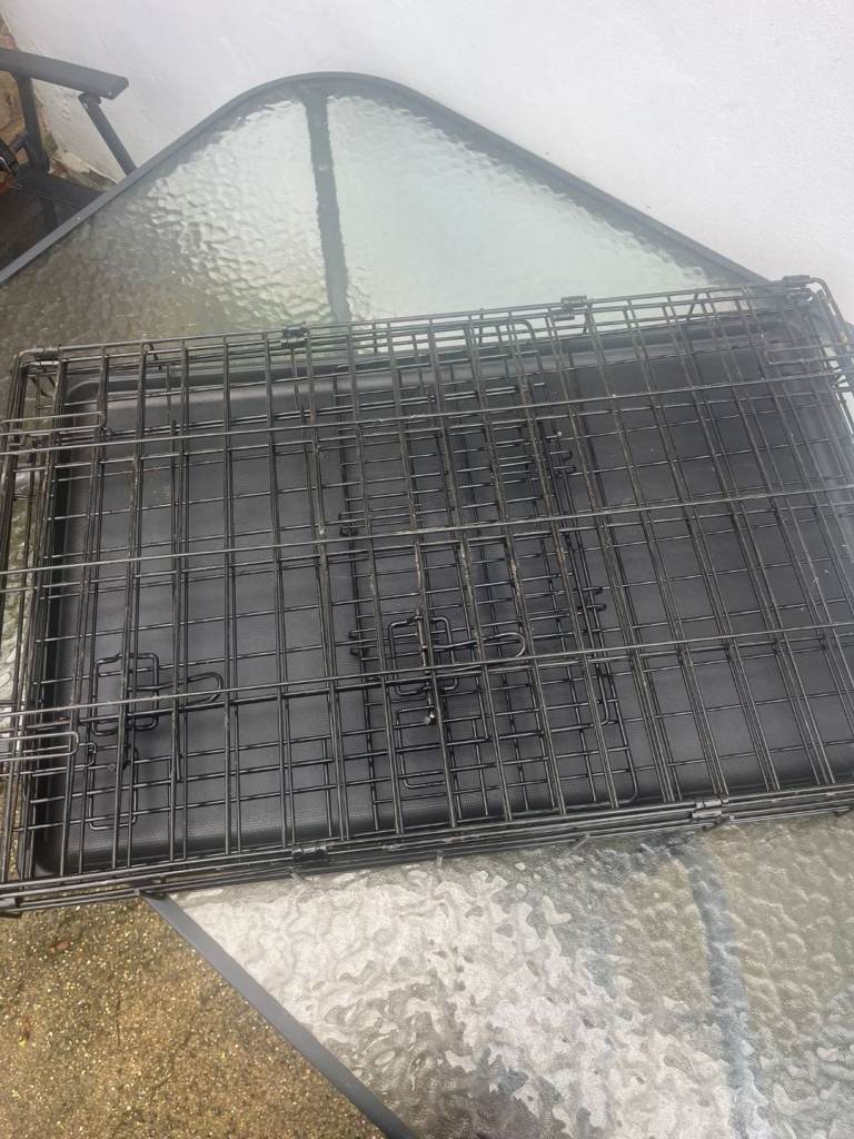 Dog crate dog cage 