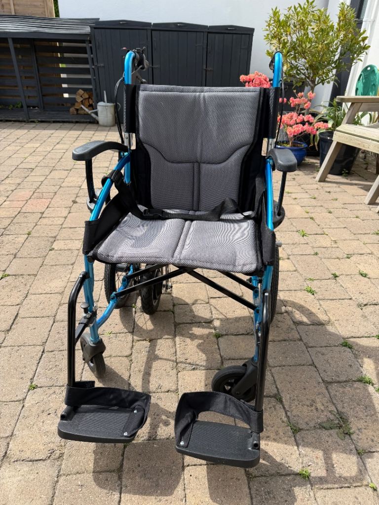 Power Assist Wheelchair 