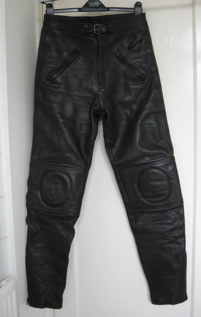 JUST BIKERS real leather motorbike trousers W32 L32 black motorcycle trousers, vgc
